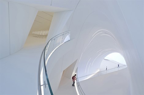 Zaha-Hadid-Architects-Heydar-Aliyev-Center-1-Photo-by-Iwan%20Baan_470x313
